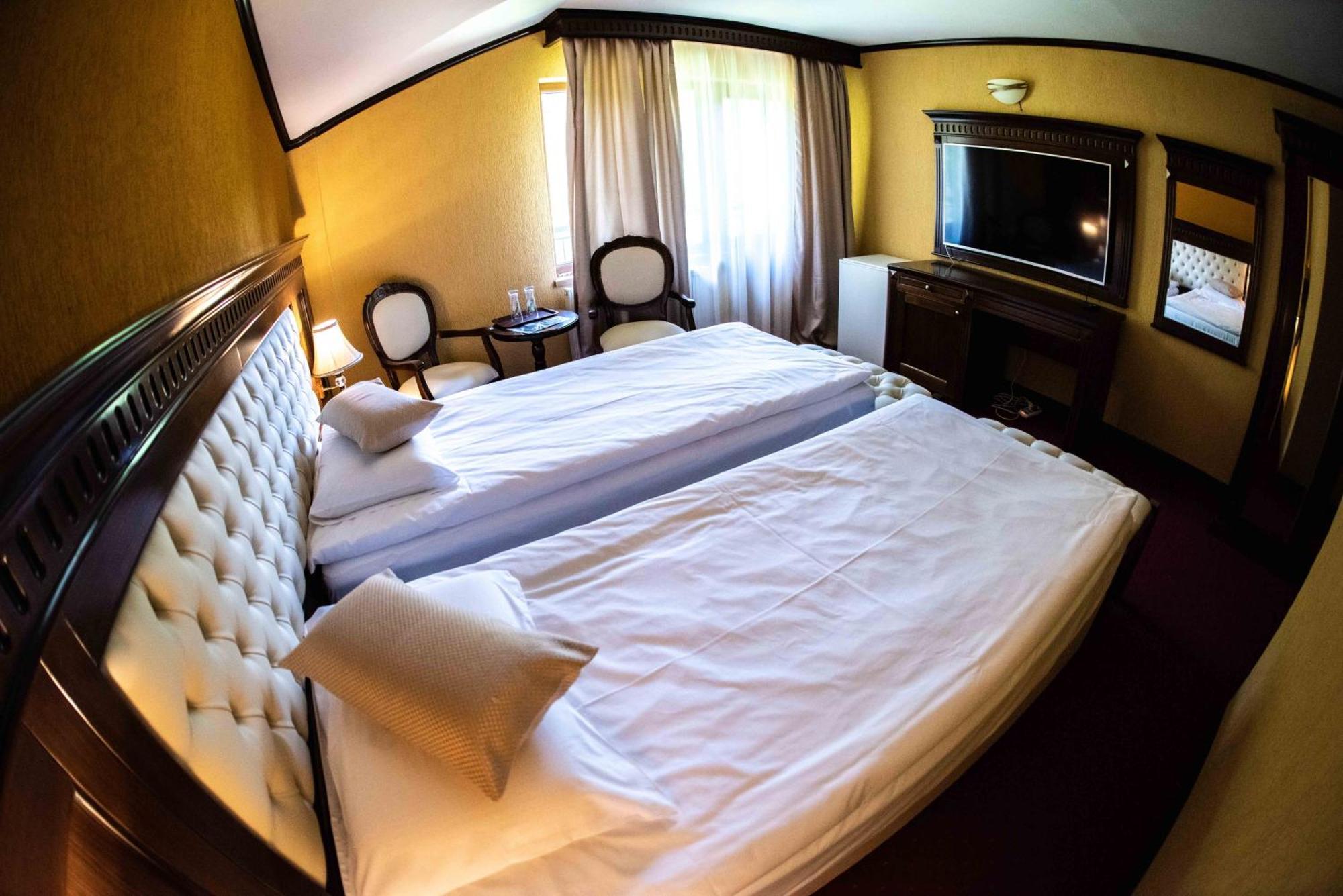Hotel Trei Brazi Băile Olăneşti Exteriér fotografie